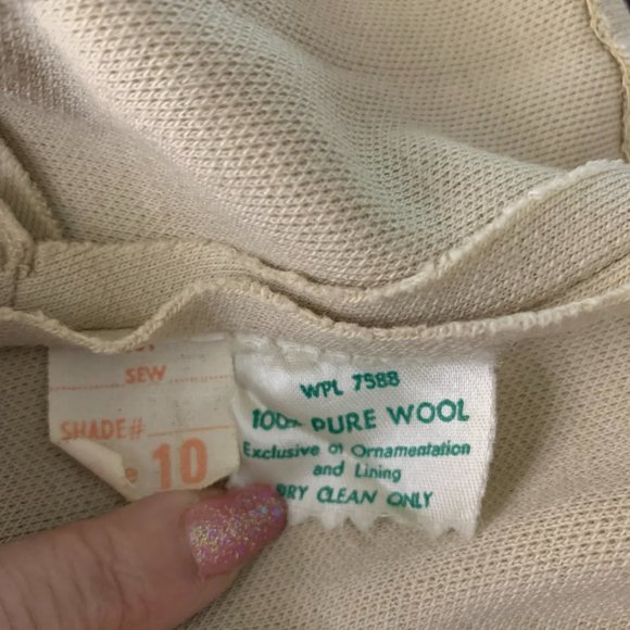 Vintage 50s Beige Knit Wool Skirt & Top Set 36PE - Picture 11 of 11